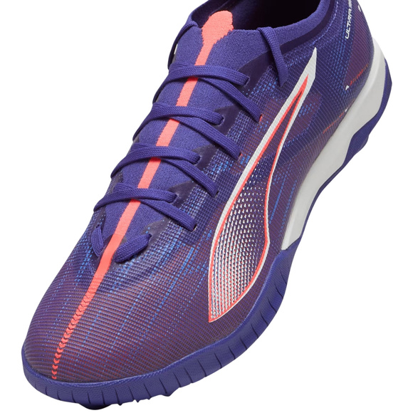 Buty piłkarskie Puma Ultra 5 Match TT 107892 01