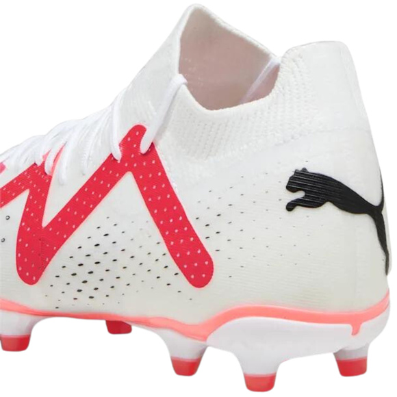 Buty piłkarskie Puma Future Match FG/AG białe 107370 01