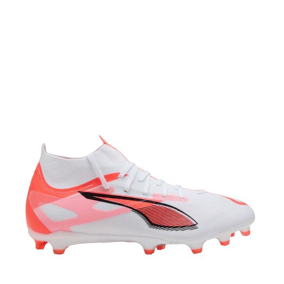 Buty piłkarskie Puma Ultra 5 Match+ FG/AG 108162 01